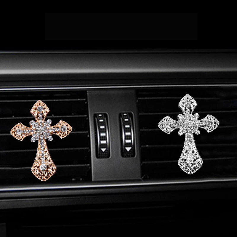 Inlaid diamond cross style car Air conditioning outlet perfume car perfume car interior accessories car fragrance