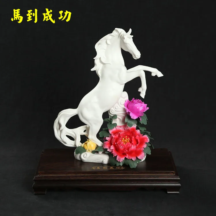 

A peony Home Furnishing office decoration ceramic sculpture collection gift