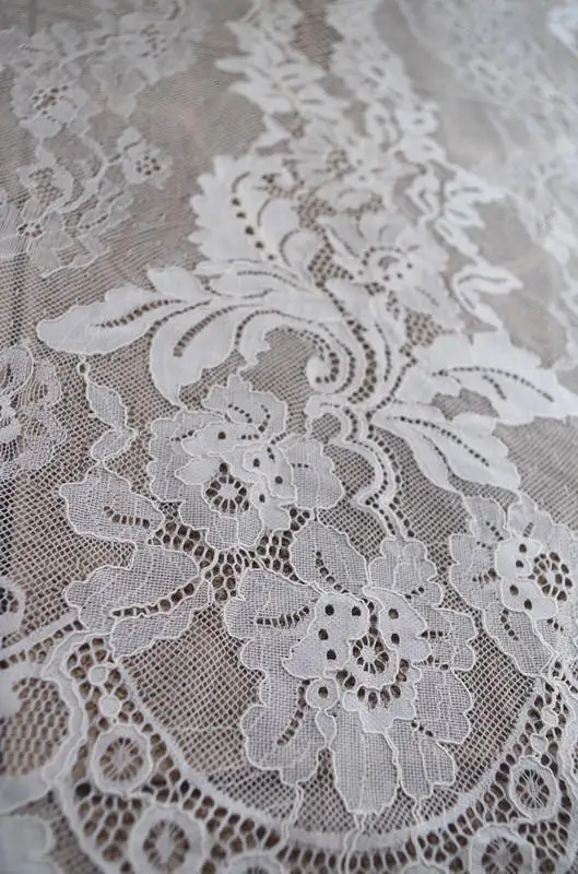 1 Yard Off White Ch…