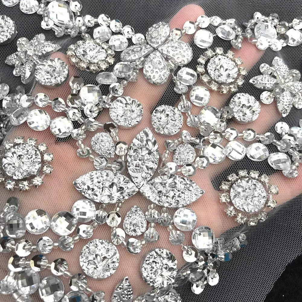 Paillettes argento 28x30cm con perline a mano cucire sulla scollatura strass Applique Designer cucito per abiti da sposa decorazione fai da te