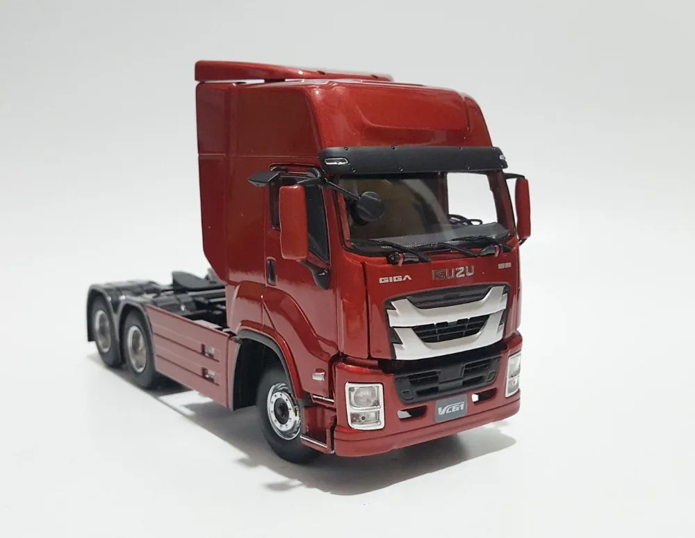 

Collectible Alloy Toy Model Gift 1:32 Scale ISUZU GIGA VC61 Truck Tractor Trailer Vehicles Diecast Toy Model for Decoration