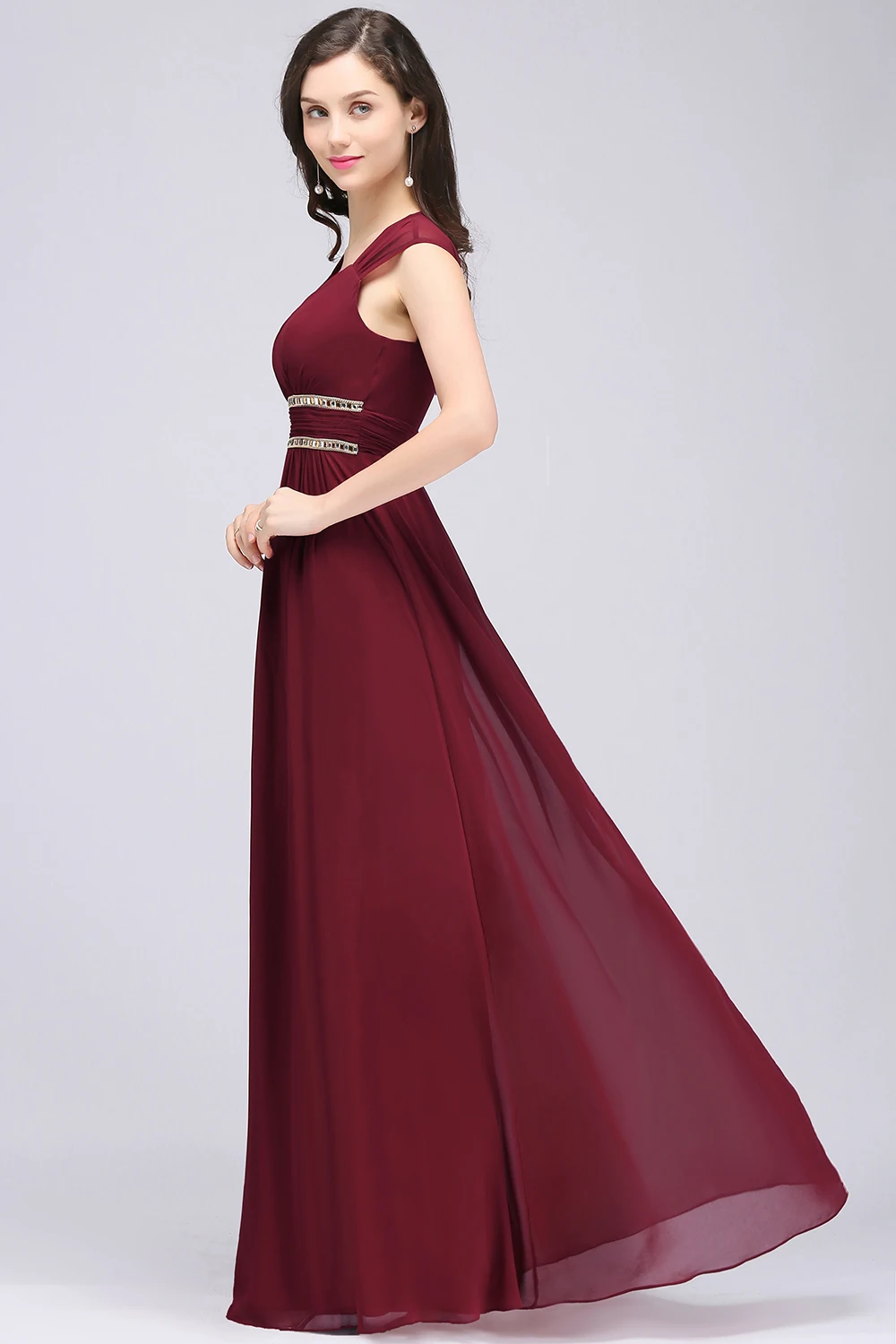 Chiffon Prom Kleid V Neck Friesen Burgund Lange Frauen Brautjungfer Kleider Backless Bodenlangen Ärmellose Formale Partei Kleid