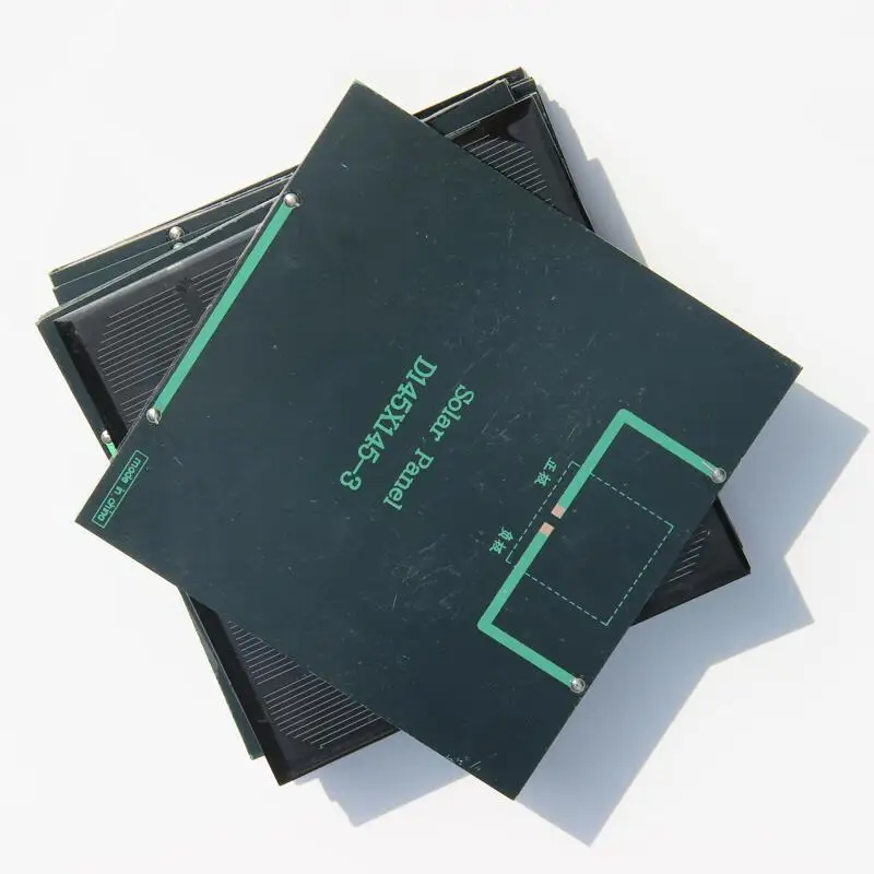 Pannello solare di piccole dimensioni Modulo fotovoltaico solare monocristallino a celle solari da 3 W 6 V per piccoli sistemi di energia solare e giocattoli 145 * 145 mm
