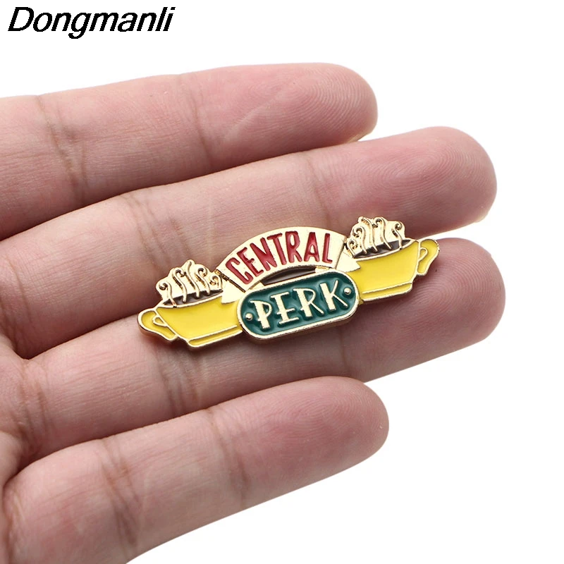 P2961 Dongmanli أصدقاء التلفزيون مشاهدة المينا دبوس دبابيس الكرتون الإبداعية بروش معدني شارة بدبابيس مجوهرات #1