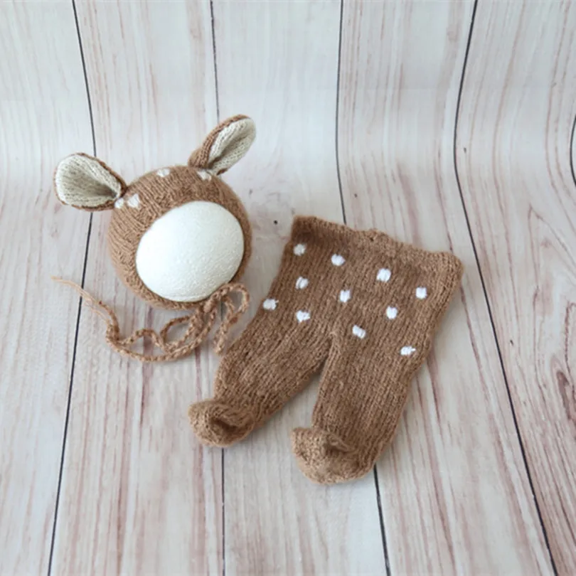 Baby Christmas Reindeer Hat Outfit Knitted Newborn Footed Pants Baby Swaddle Wrap and Hat Set Jersey Stretch Wrap Newborn Toys