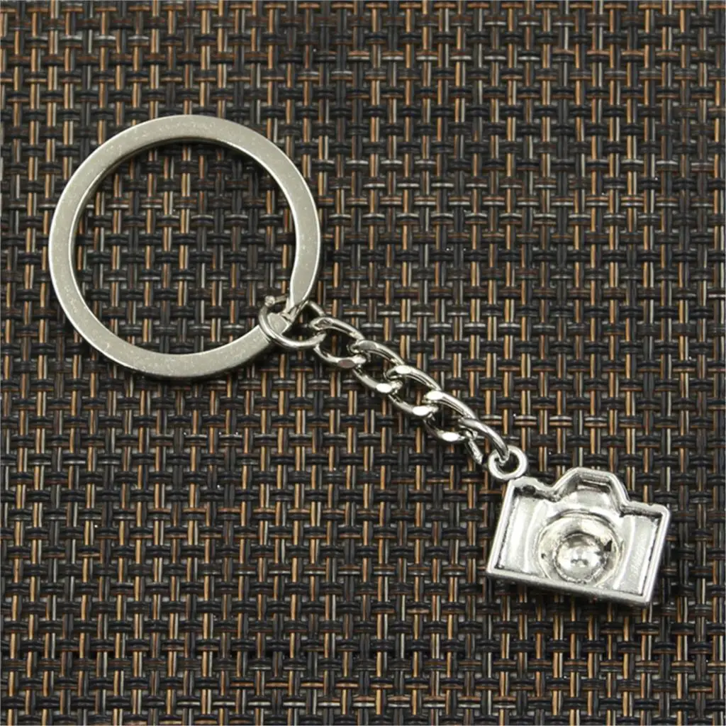 New Fashion Men 30mm Keychain DIY Metal Holder Chain Vintage Retro Camera 16x21x6mm Silver Color Pendant Gift