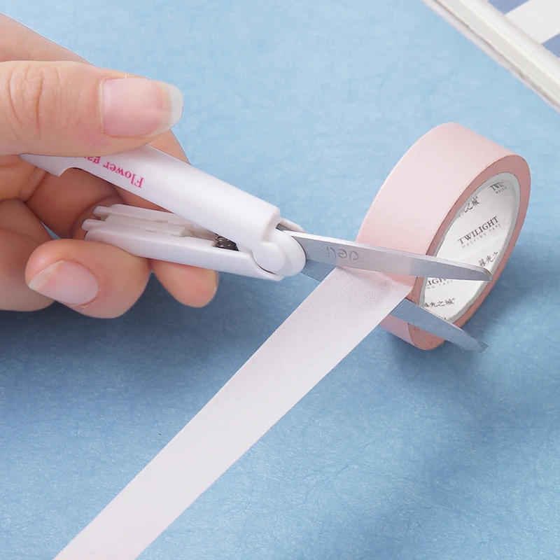 Multifunction Portable School Scissors Cute Kids Scissor Paper 2 PCS/Lot Folding Mini Craft Scissors With Protective Cover