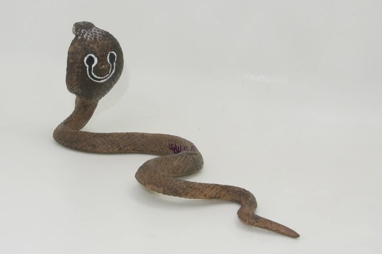 Hot toys:Big Cobra Snake Simulation model  Animals   kids  toys children educational props