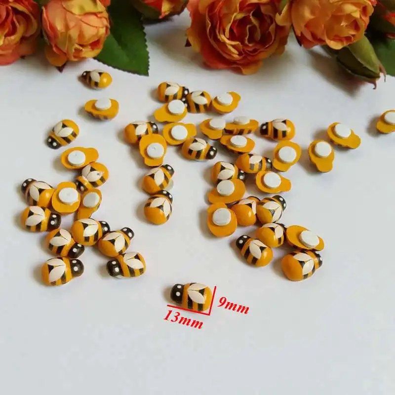 100Pcs/lot Bees / Ladybugs Wooden Buttons Flatback Cabochon Scrapbooking Crafts Wood Knopf Bouton Kawaii Decor Diy Accessories