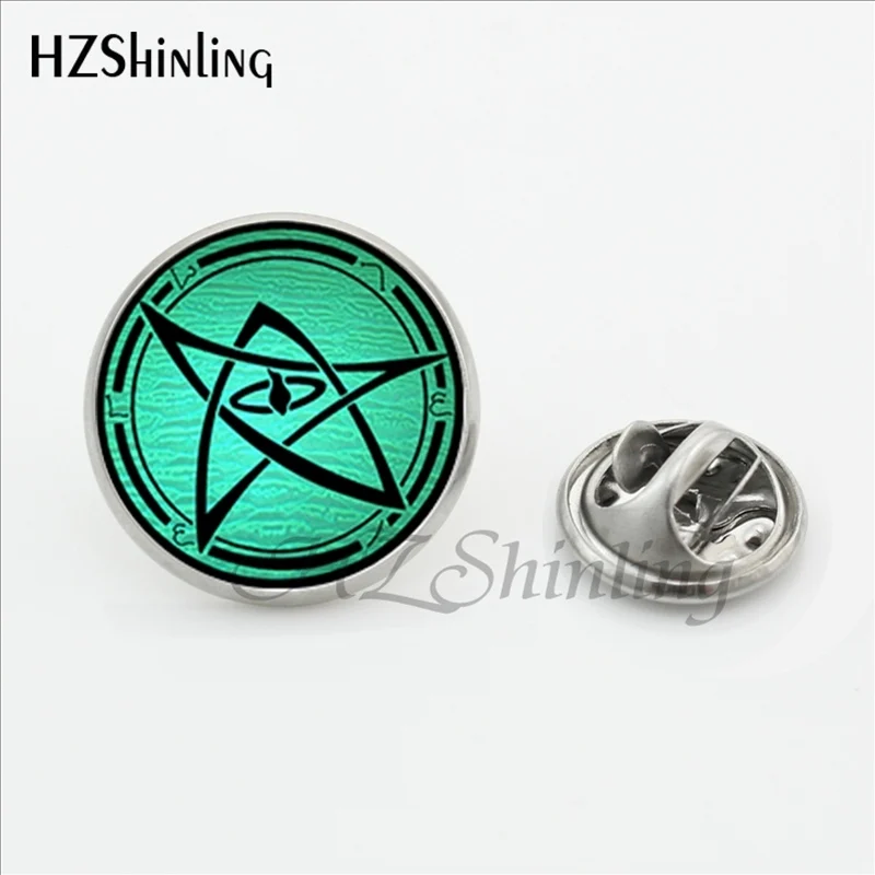 2017 New Design Cthulhu Emblem Vintage Lapel Pins Round Steampunk Cthulhu Stainless Steel Collar Pin Glass Art Photo Jewelry