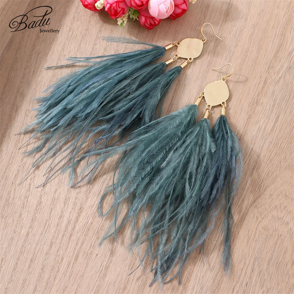 Badu Vintage Ostrich Feather Earring Long Drop Women Winter Autumn Winter Earrings Light Feathers Christmas Jewelry Wholesale