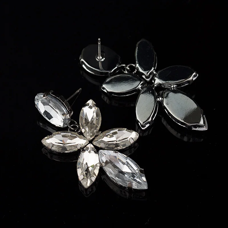 YFJEWE New Arrival Elegant Crystal Earring For Women Fashion Multicolor High Quality Big Stone Earrings Gift for Girl #E066