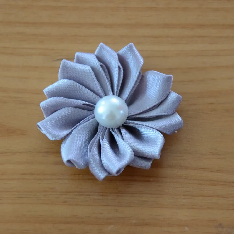 Mini fleur en satin avec centre perle, 200 pièces/lot, Petite fleur en satin