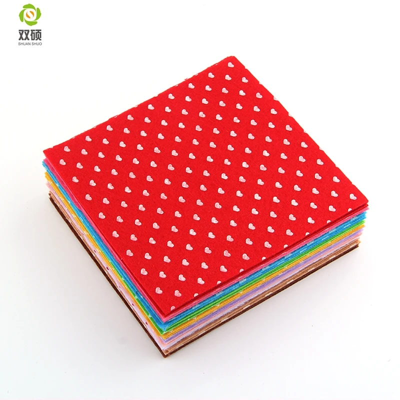 Print Heart Polyester Felt Fabric Cloth DIY Handmade Sewing Home Decor Material Thickness 1mm Mix Colors 15x15cm 10pcs/lot