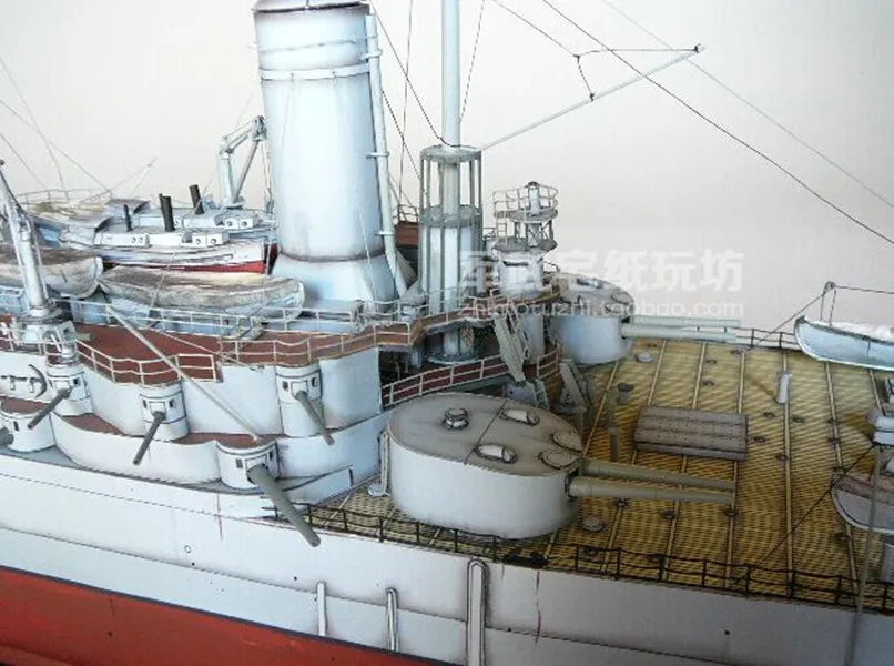 High quality 1:200 Scale Shaoandre Pewaz ordered the USS warship Paper model kit