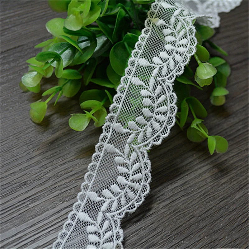 Netz-Spitzenbesatz-Applikation zum Nähen, Baumwollbesatz, Band, Heimtextilien, Weiß und Beige, 5 Yards, 3,2 cm breit – Detail 2