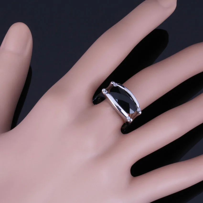 Perfect Oval Black Cubic Zirconia White CZ Silver Plated Ring V0660