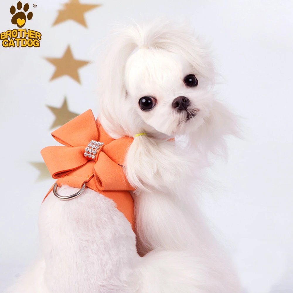 Brand Soft Suede Leather Small Pet Dog Harness for Puppies Chihuahua Yorkie Cute Pet Harness with Leash Bow Rhinestones Hot Sale