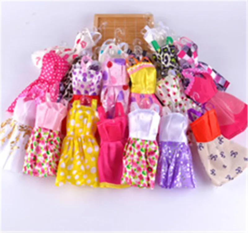 5pieces/pack Fashion Flower Doll Dresses Package Hip Skirt Short-sleeved Handmade Dolls Accessories Clothes