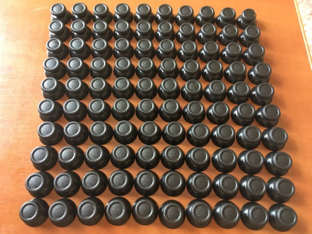 100 sztuk PS4 pokrywa analogowa 3D Shell Thumb Stick Joystick Thumbstick grzyb Cap dla Sony PlayStation 4 PS4 kontroler akcesoria