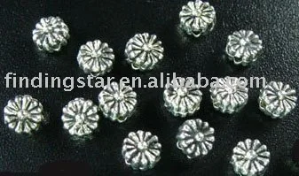 

900pcs Tibetan silver Metal tiny flower spacer beads 5mm A499