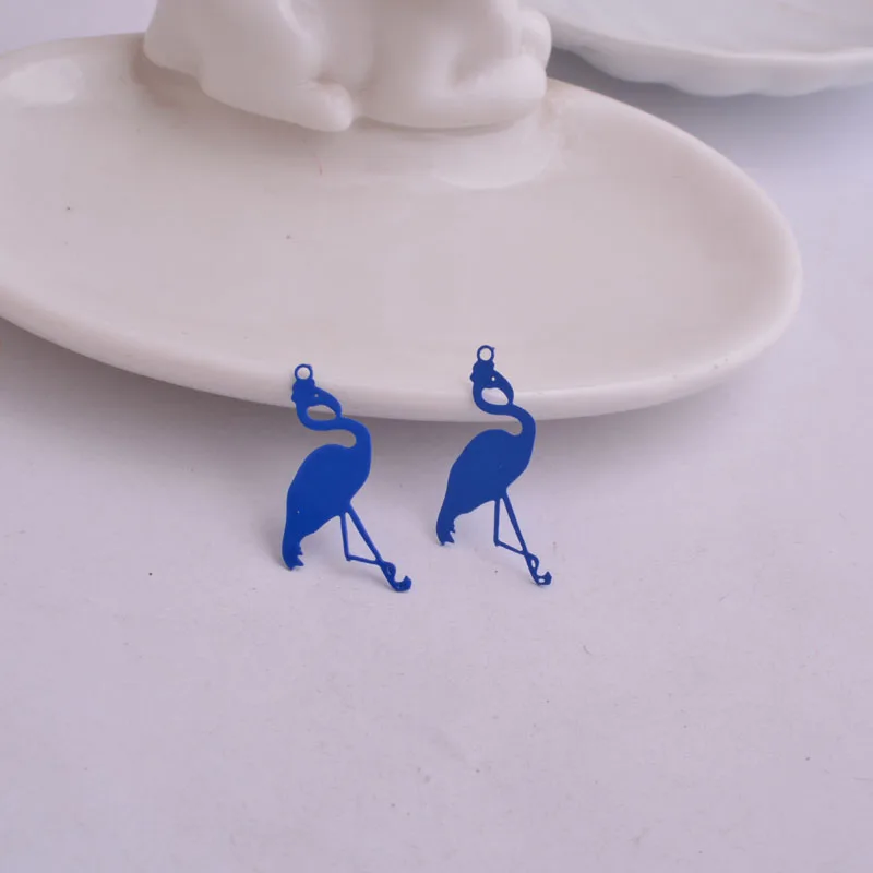 50 Stück AC7657 28mm*5mm Messing Flache Vogelanhänger Bemalte Tieranhänger – Detail 11