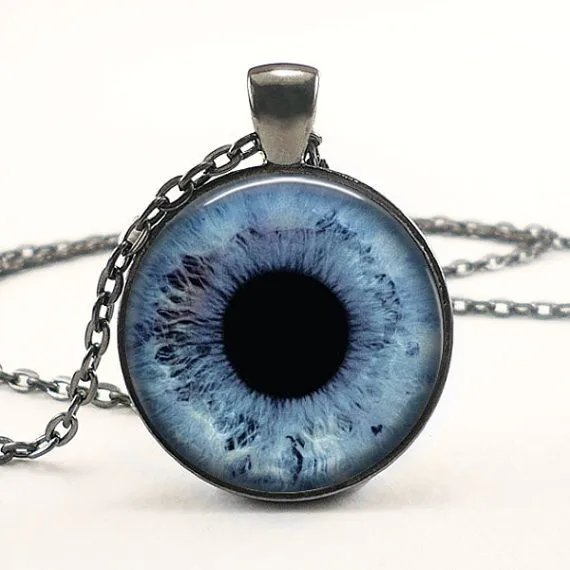 2017 New Round Photo Jewelry Dragon Eyes Pendant Glass Dome Necklaces Novel Pendants HZ1