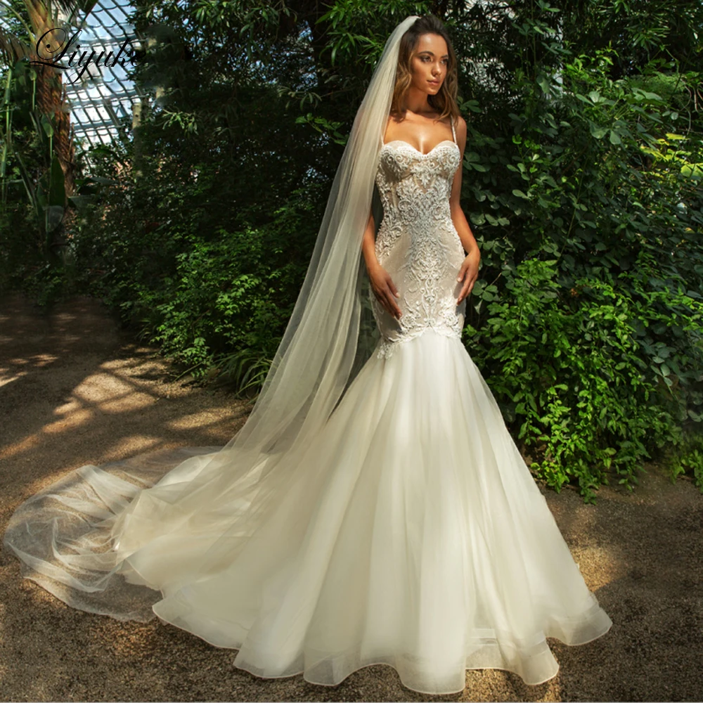 Liyuke Ivory Color Sweetheart Mermaid Wedding Dress Of Empire Lace With Spaghetti Strap Bridal Dresses