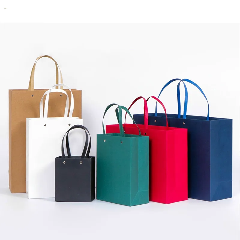 2018 paper gift bags present box for pajamas clothes books packaging bag with handle portable handbags for shopping outdoor dec