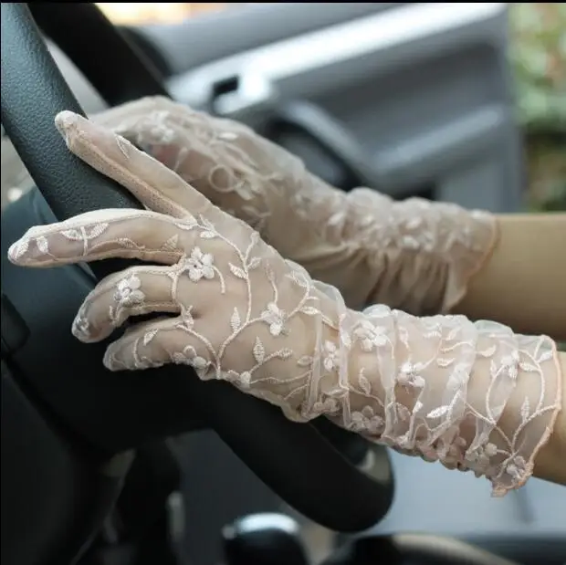 Women's spring and summer driving gloves summer sunscreen medium long gloves lady's slip-proof sexy lace glove R375