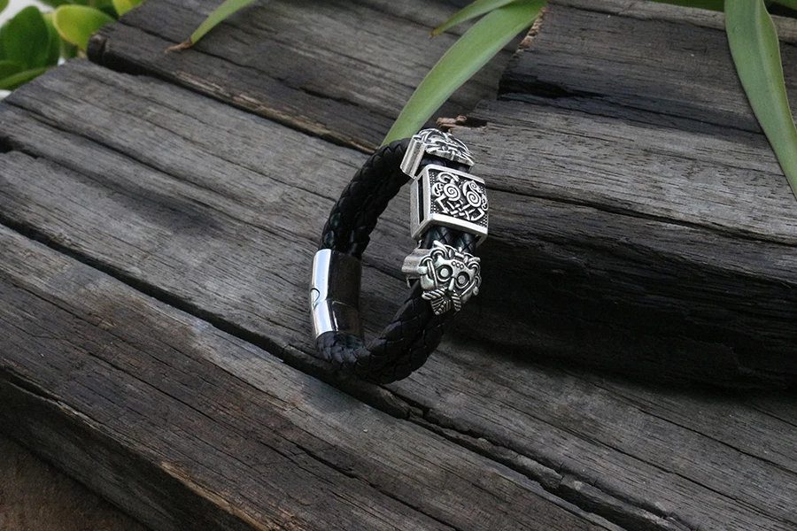 viking slavic Cowhide bracelet men Black Braided Leather Cuff Stainless Steel Magnetic Clasp 100% Genuine Leather Bangles