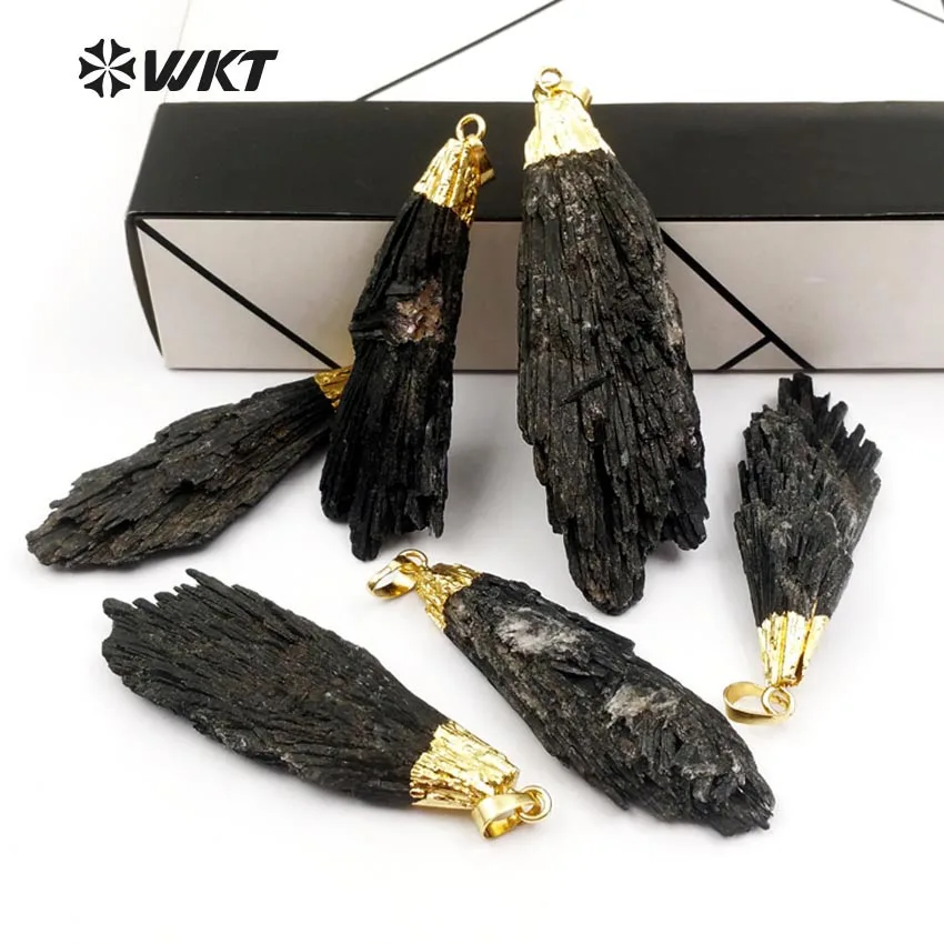 

WT-P790 Romantic black kyanite stone pendant in randomly shape,wholesale gold cap black kyanite pendant for necklace