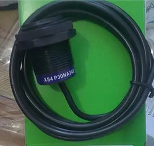 XS4-P30NA340  XS4P30NA340 inductive sensor XS4 M30 - L43mm - PPS - Sn15mm - 12..24VDC - cable 2m