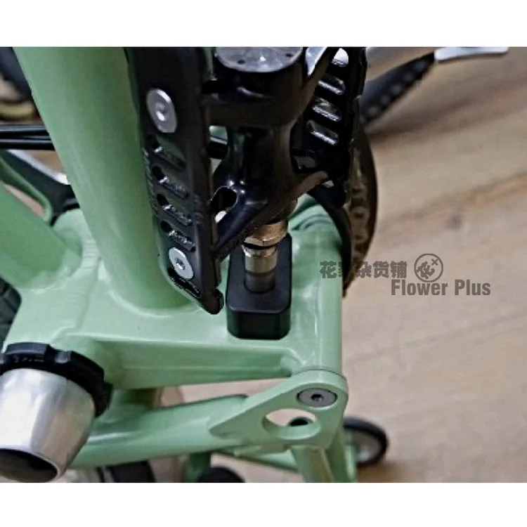 Folding bicycle quick disassembly pedal magnetic suction seat for brompton steel pedal holder mks pedal seat