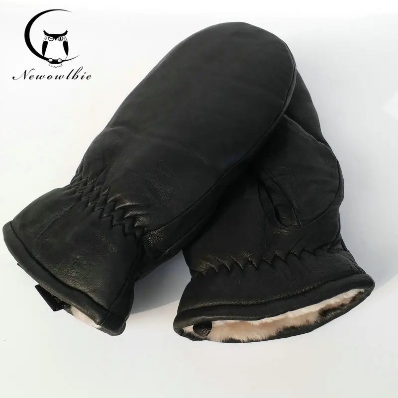 Men\'s gloves leather warm outdoor in winter double layer sheepskin windproof waterproof thickening to resist minus 30 degrees