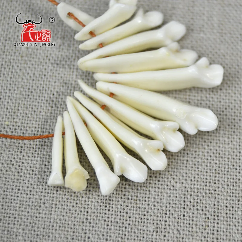 100pcs White Tooth Natural Bone Beads Pendants For Diy Jewelry Making Fashion Jewelry Accessories 15~25mm, Hole: 1.5~2mm