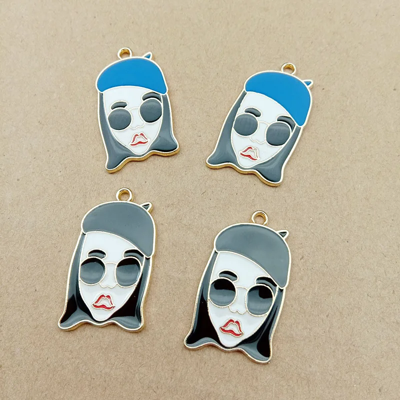 10 pcs/lot Fashion Cool Girl Enamel Charms Drop Oil Beaut Charms Metal Pendant Earring Jewelry DIY Accessory Handmade YZ195