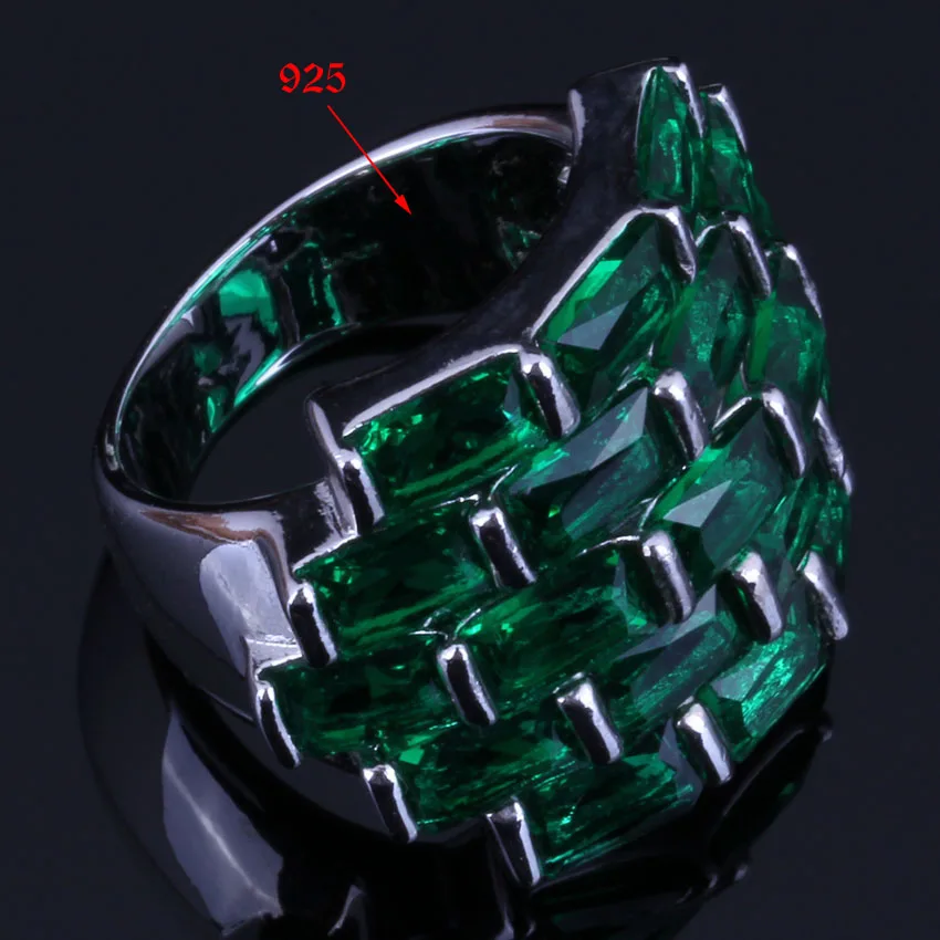 Magnificent Big Rectangle Green Cubic Zirconia Silver Plated Ring V0536