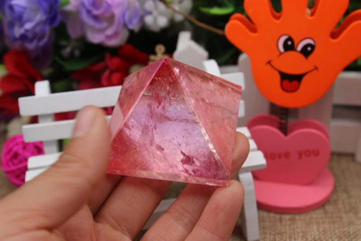 

122 grams of quartz crystal healing pink angel pyramid A886