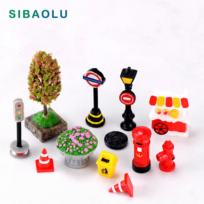 

1pc Traffic Sign Light Trash Can Street vendor cart Model Resin Craft miniature Figurine fairy garden decoration DIY accessories