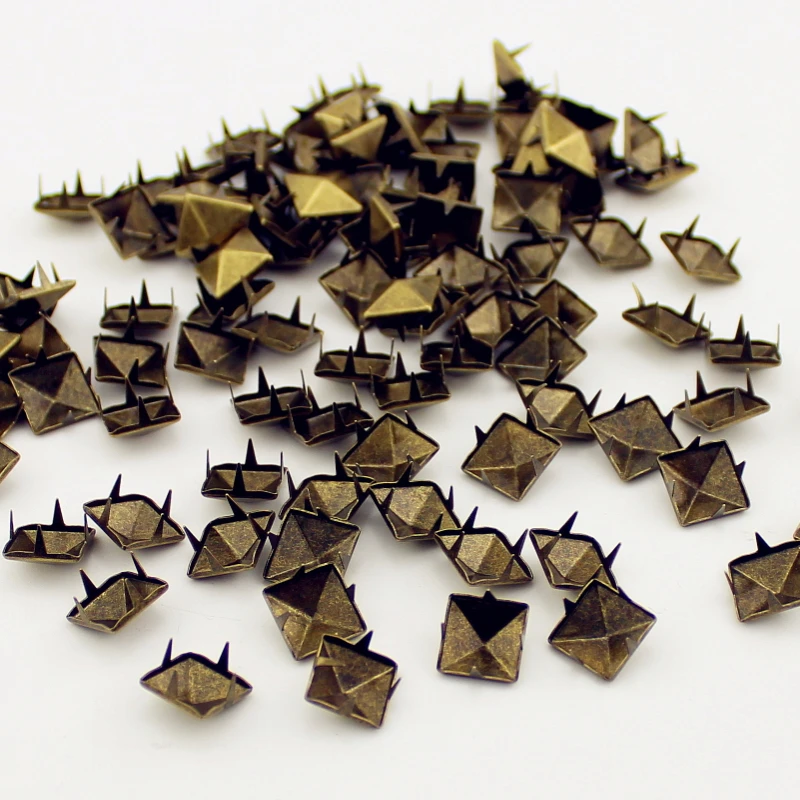 Bronze Pyramid 4 Claws Rviets For Leather Craft Square Rivet Studs And Spikes For Clothes Remaches Para Cuero Tachas Para Ropa