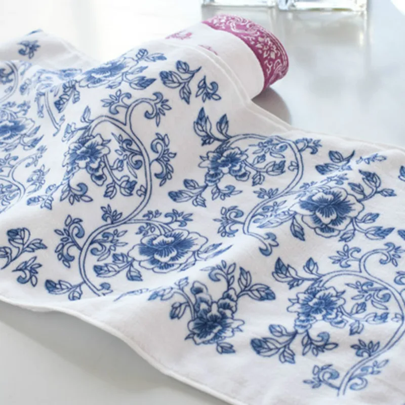 Blue and White Porcelain Bathroom Towel, 100% Cotton, 34x75cm Pattern, 100g, Wholesale