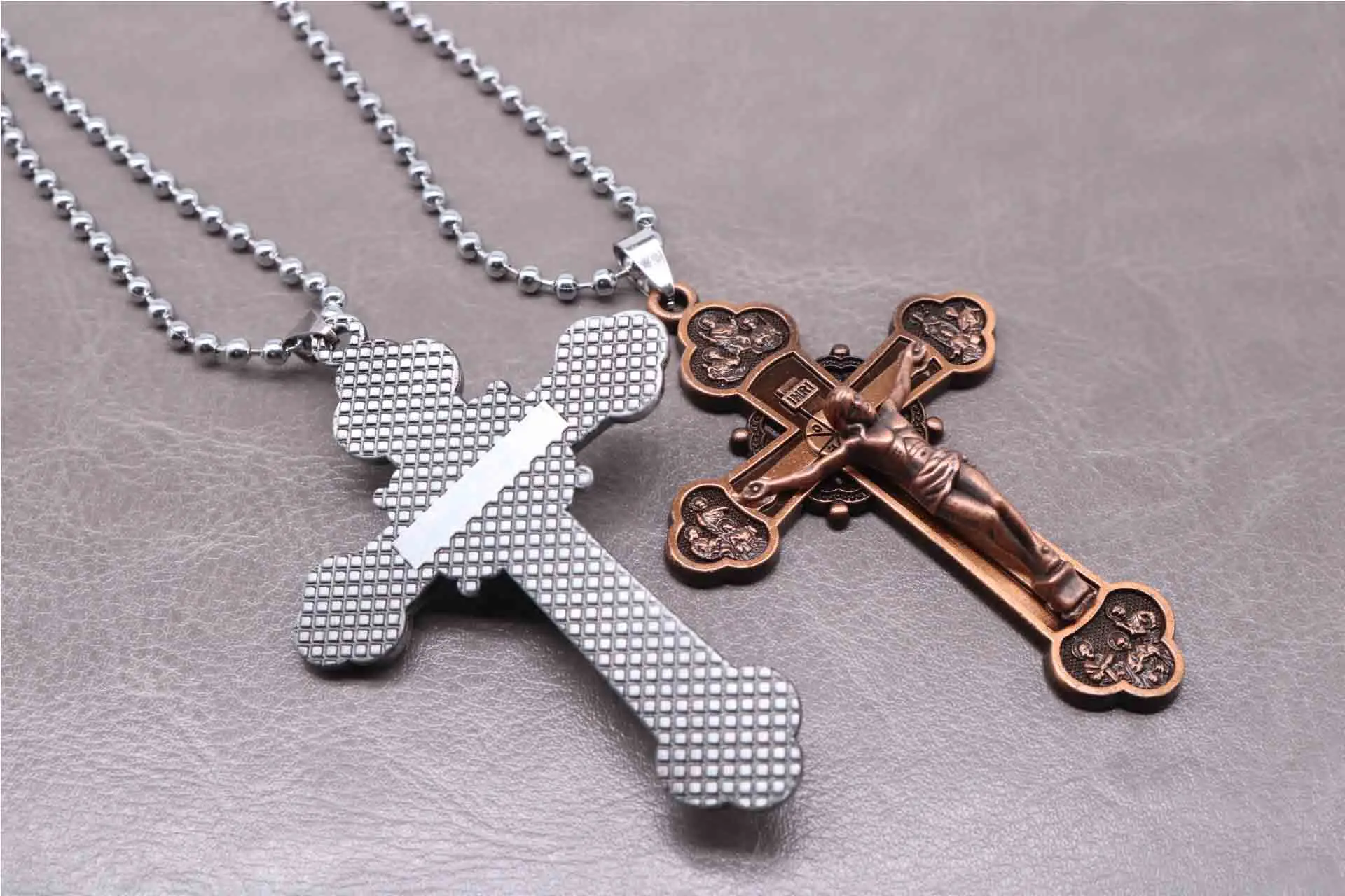 سلسلة خرز على شكل صليب المسيح يسوع. قلادة الوردية الوردية ، قلادة صليب يسوع عارضة أنيقة. #1