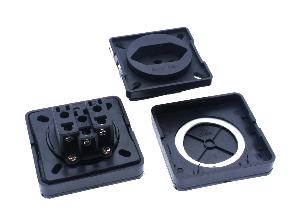 Brazil  Waterproof Dustproof Industrial Socket 10A/20A 250V IP44 AC Power Socket Power Connector Plug Electrical Socket