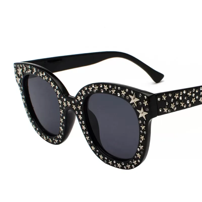 

Women's Square Fashion Sunglasses with Crystal Stones in High Quality with case Pink Brand Party Sunglasses Black Designer Shade