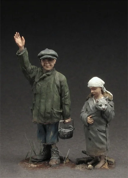 1/35 Resin Figures  Model Kits Historical military Soviet children Unassembled unpainted