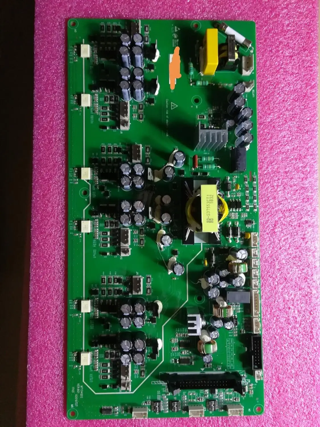 

Плата управления Huichuan MT134QD1 110-160 кВт, новая оригинальная, для моделей MD320/MD280/IS300/MD380