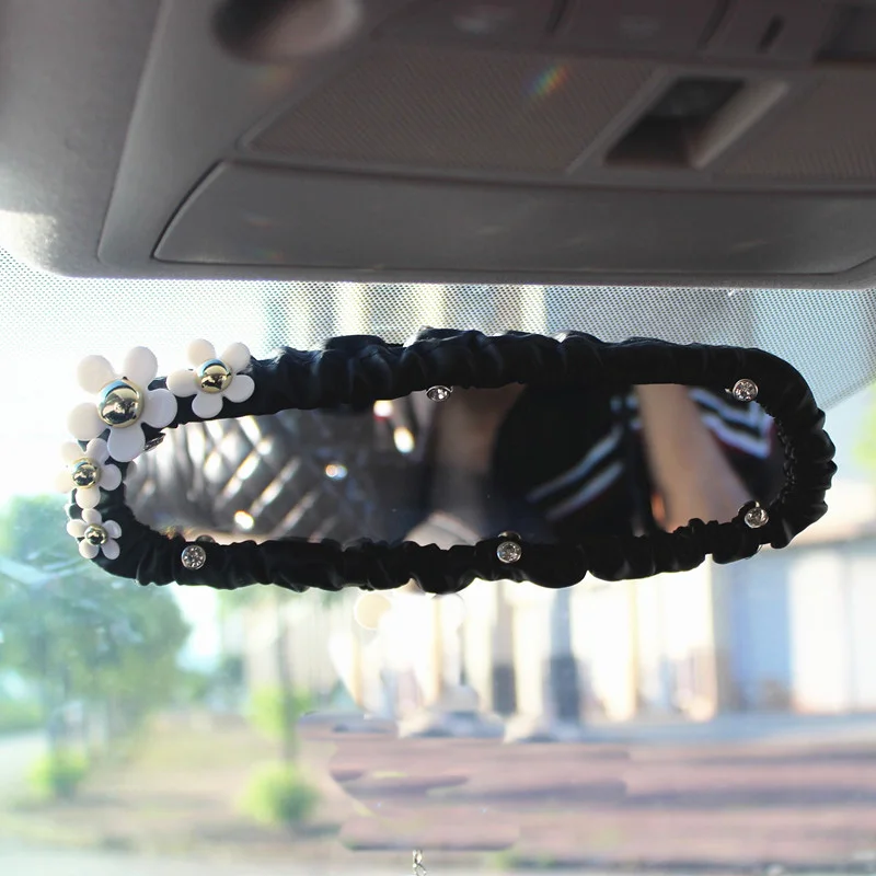 Crystal Daisy Car Interior Accessories Rear View Mirror Cover Leather Auto Rearview Mirror Cover Decoration For Women and Girls