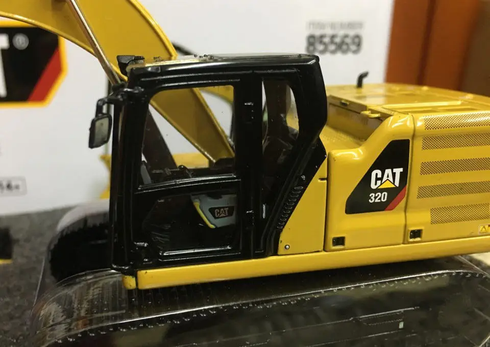 Diecast Toy Model DM 1:50 Scale Caterpillar Cat 320 Hydraulic Excavator Engineering Machinery For Boy Gift,Collection,Decoration