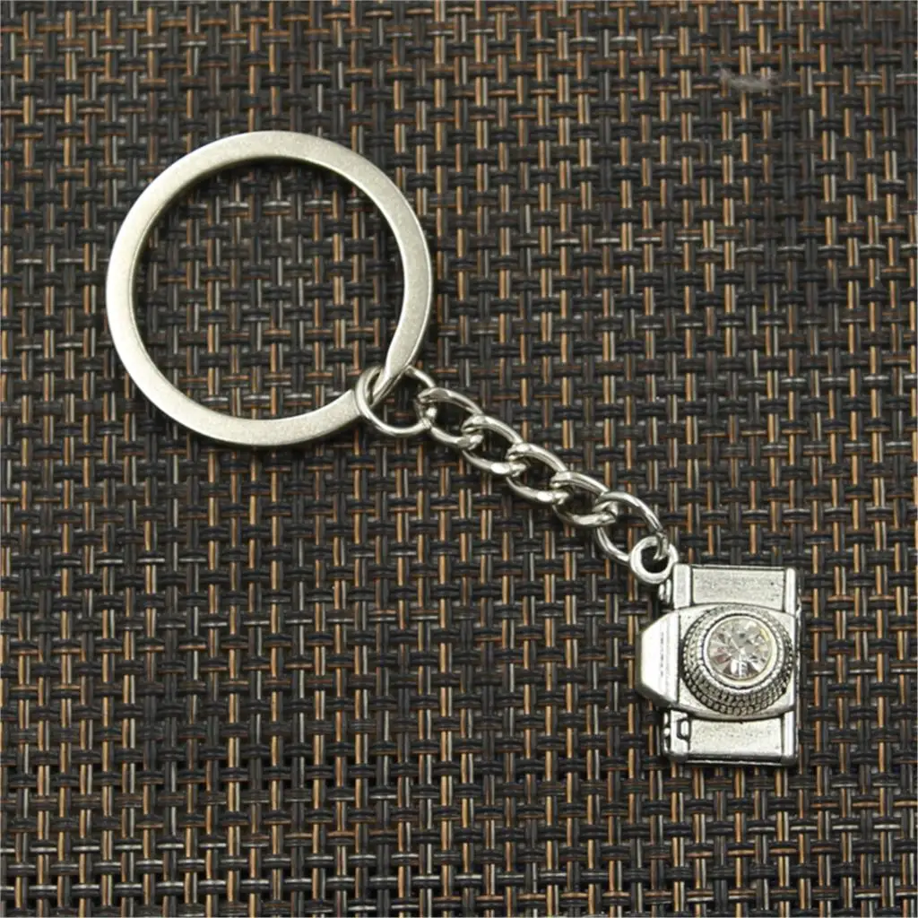 New Fashion Men 30mm Keychain DIY Metal Holder Chain Vintage Camera 20x16mm Silver Color Pendant Gift